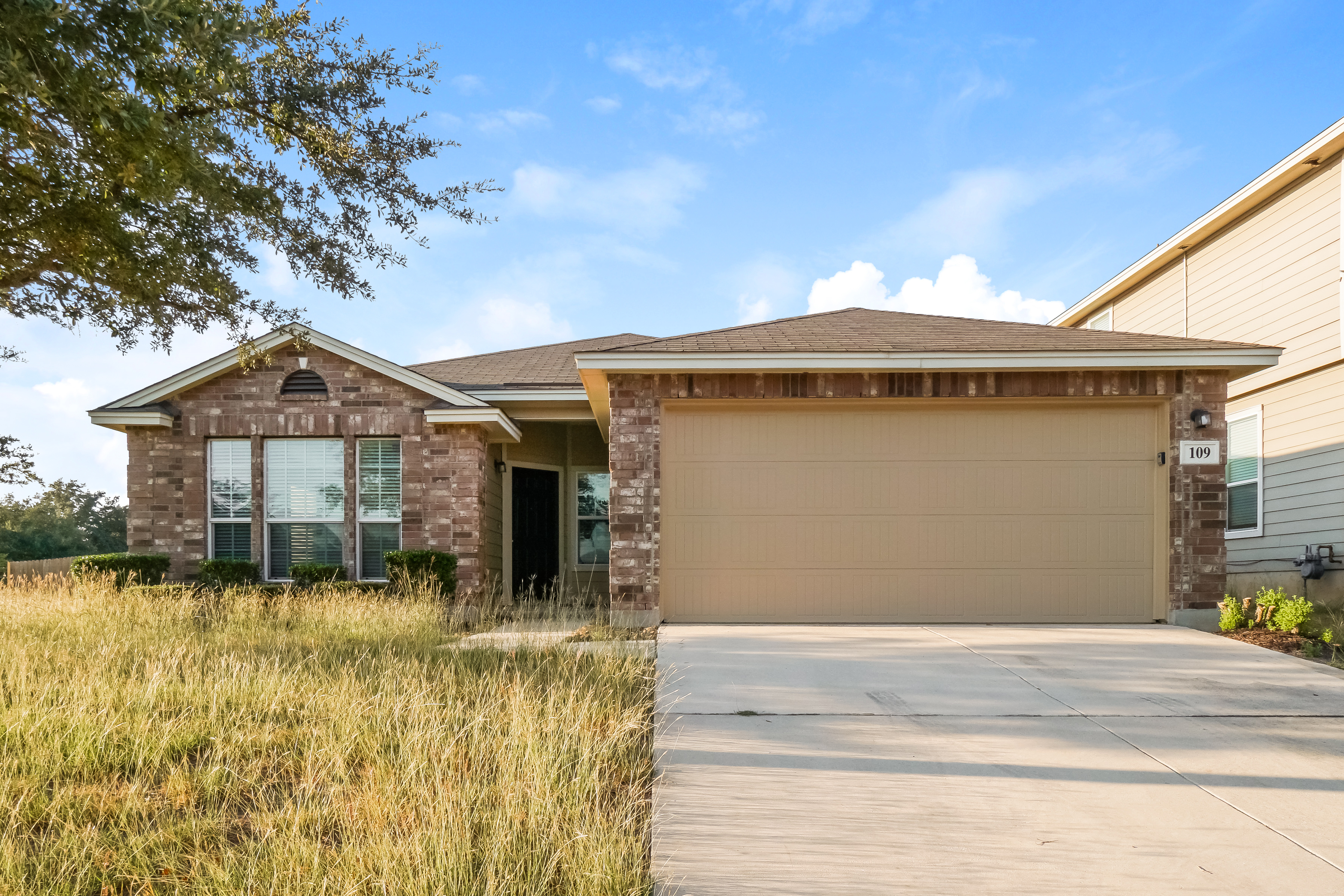 109 GOLDEN WREN SAN ANTONIO, TX 78253